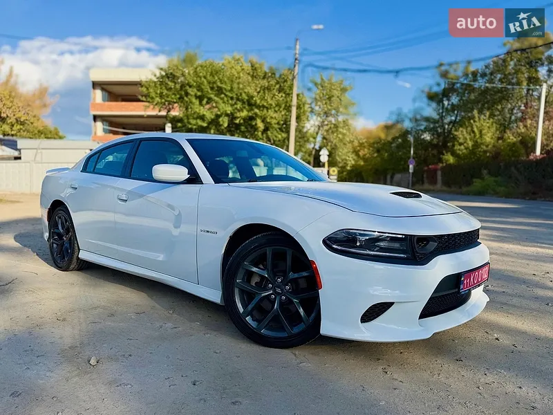 Dodge Charger 2021