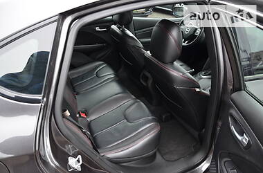Седан Dodge Dart 2015 в 