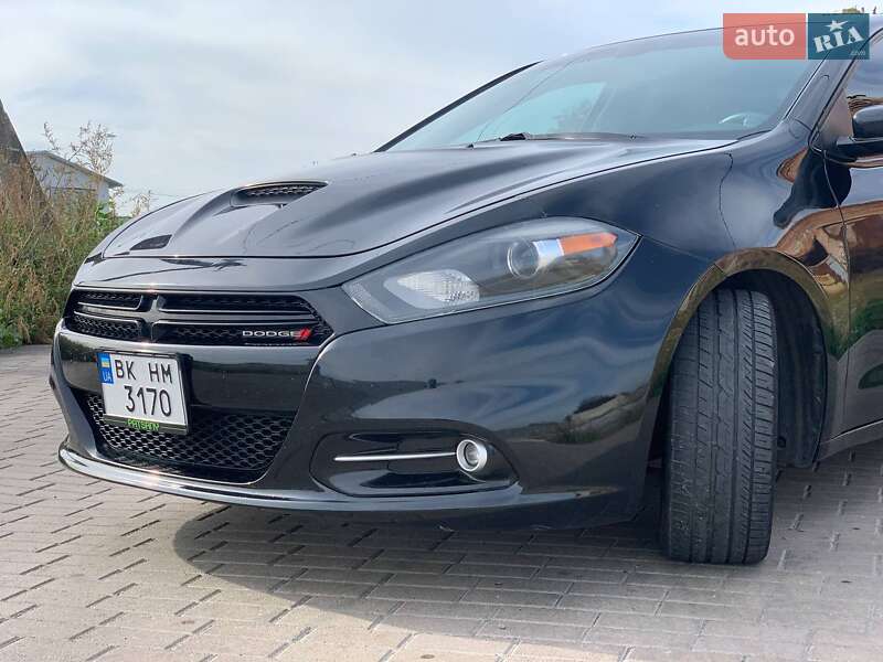 Седан Dodge Dart 2016 в Ровно