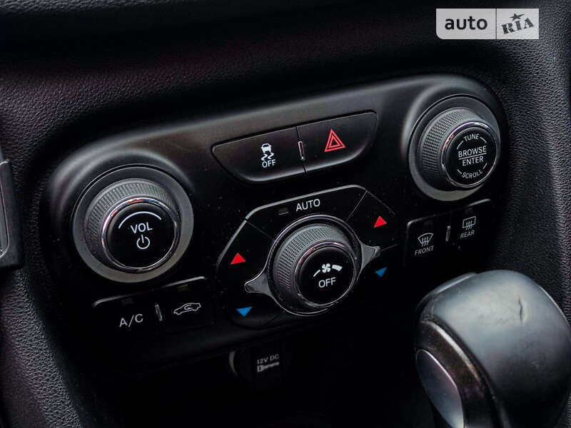 Седан Dodge Dart 2014 в Кривом Роге фото 31 Седан Dodge Dart 2014 в Кривом Роге