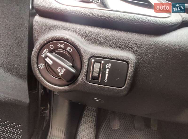Седан Dodge Dart 2014 в Полтаве