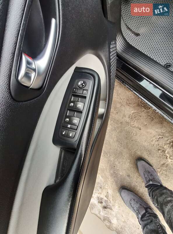 Седан Dodge Dart 2014 в Полтаве
