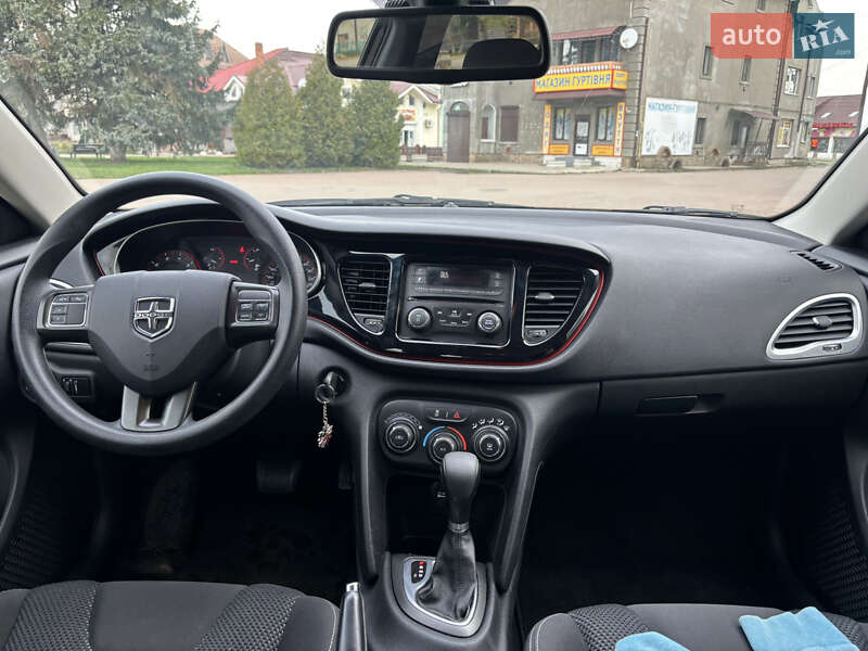 Седан Dodge Dart 2015 в Рожнятові