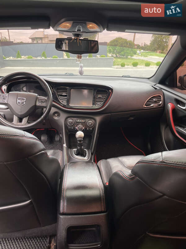 Седан Dodge Dart 2014 в Лозовой