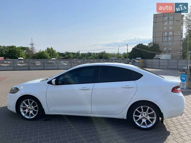 Седан Dodge Dart 2012 в Кривом Роге