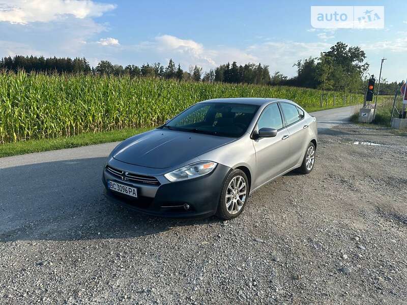 Седан Dodge Dart 2016 в Львові