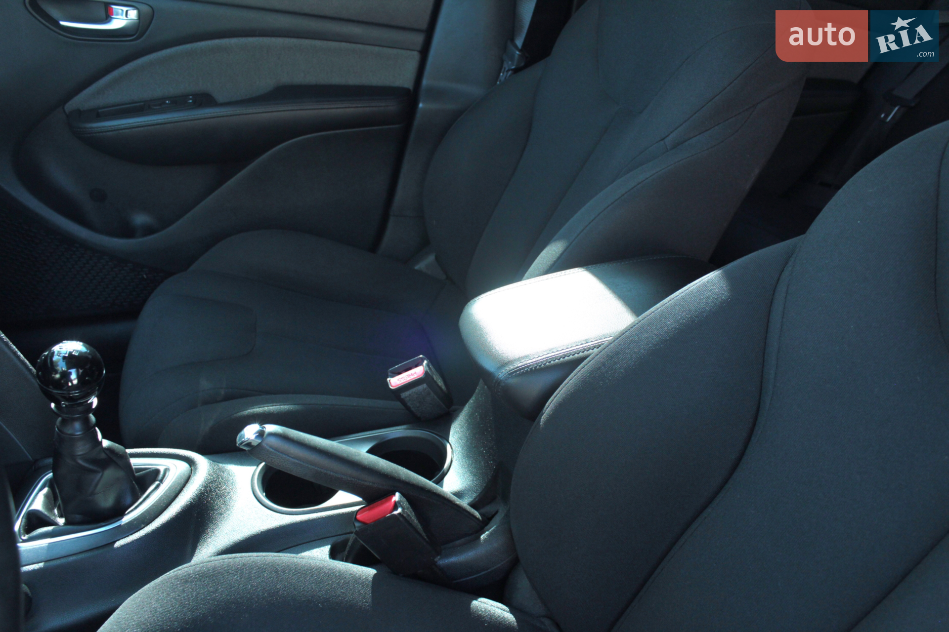 2013 Dodge Dart - мініатюра 10