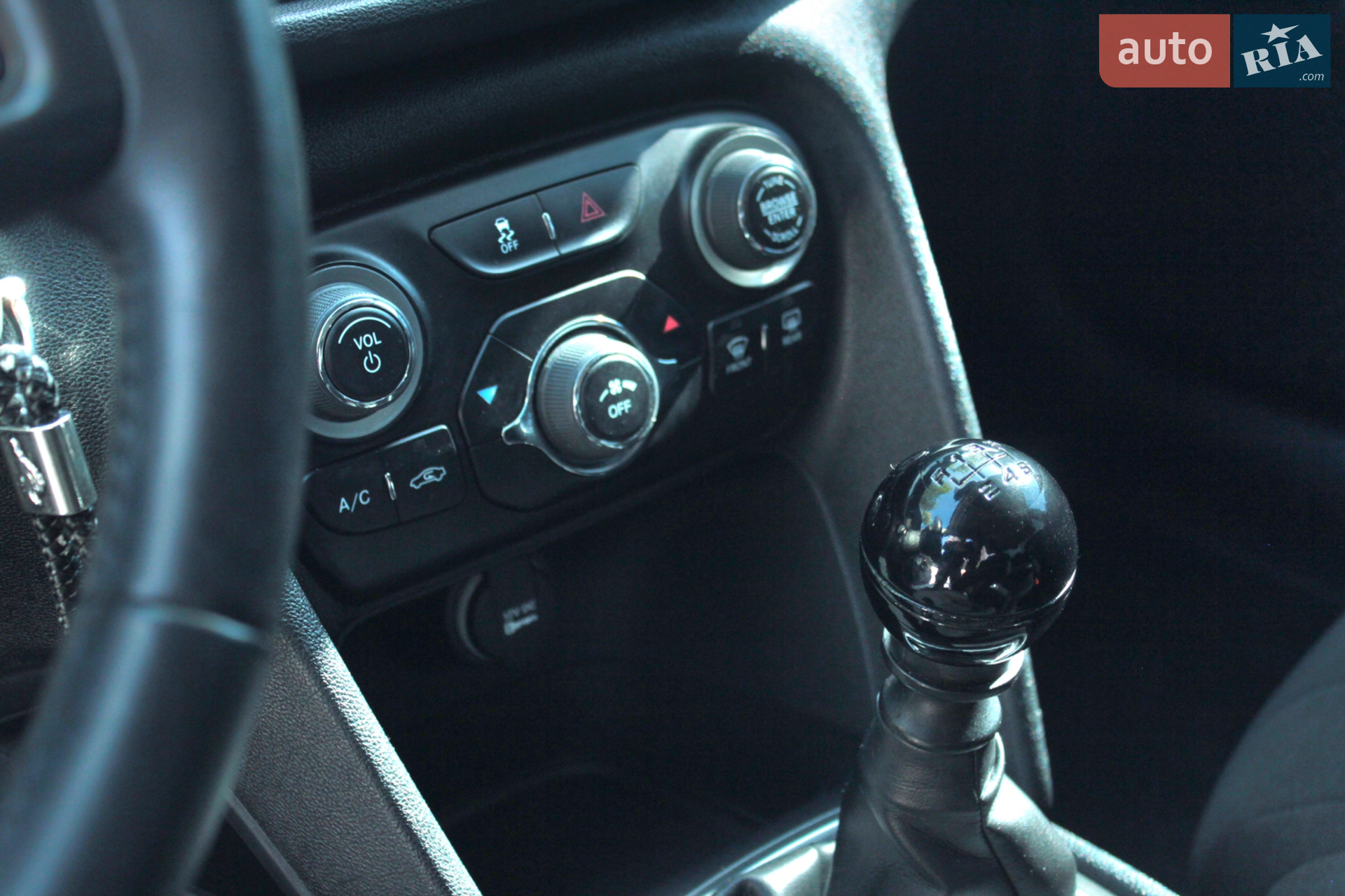 2013 Dodge Dart - мініатюра 12