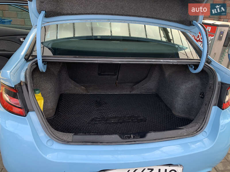 Седан Dodge Dart 2013 в Рівному