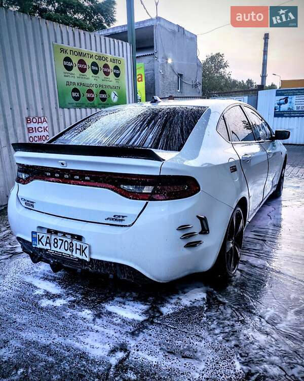 Седан Dodge Dart 2013 в Черкасах