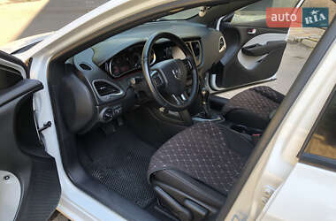 Седан Dodge Dart 2013 в 