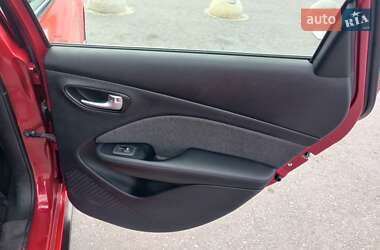 Седан Dodge Dart 2013 в 