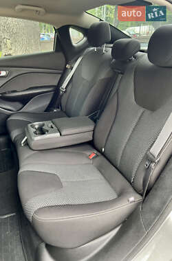 Седан Dodge Dart 2015 в 