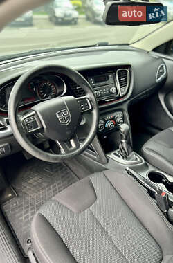 Седан Dodge Dart 2015 в 