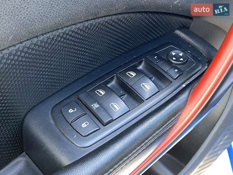 Седан Dodge Dart 2015 в Днепре