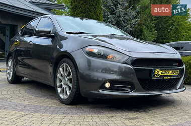 Седан Dodge Dart 2015 в Львове