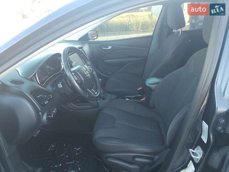 Седан Dodge Dart 2014 в Луцьку
