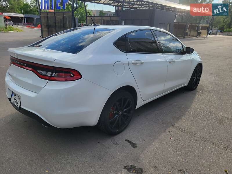 Седан Dodge Dart 2014 в Днепре