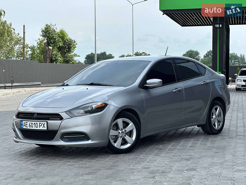Седан Dodge Dart 2015 в 