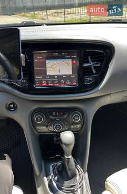 Седан Dodge Dart 2012 в 