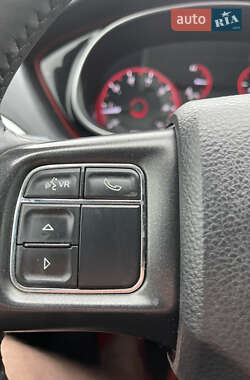 Седан Dodge Dart 2015 в 