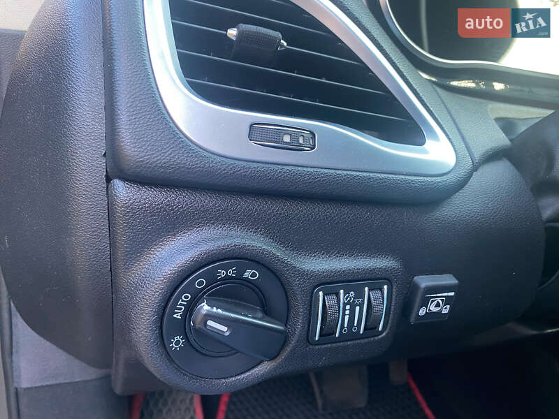 Седан Dodge Dart 2014 в Києві