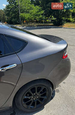 Седан Dodge Dart 2015 в 