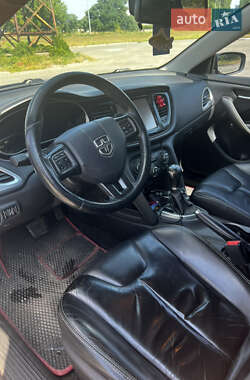 Седан Dodge Dart 2015 в 