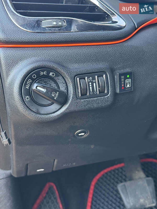 Седан Dodge Dart 2015 в Києві