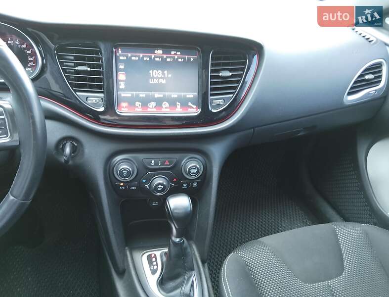 Седан Dodge Dart 2016 в Киеве