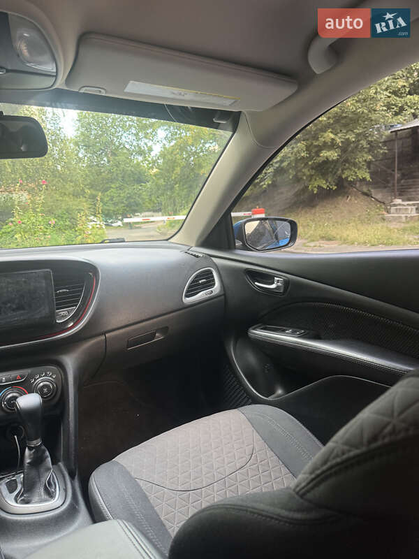 Седан Dodge Dart 2015 в Киеве
