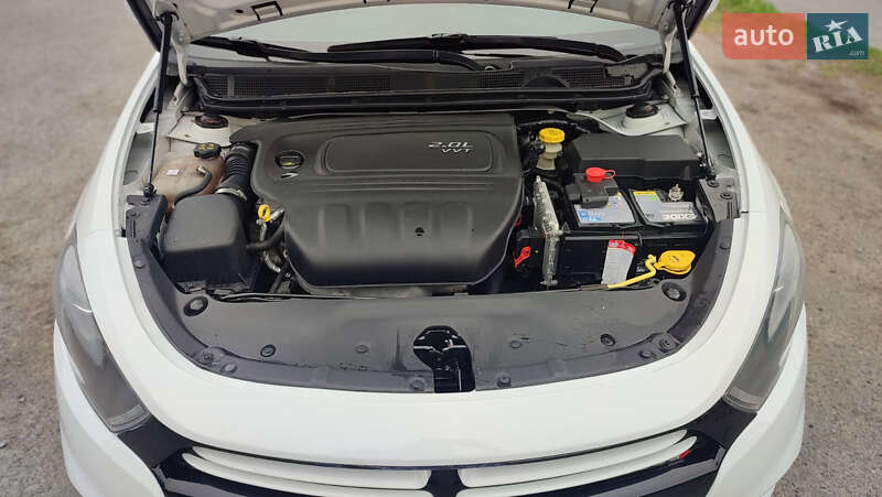 Седан Dodge Dart 2013 в Дубні