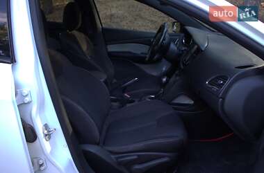 Седан Dodge Dart 2015 в 