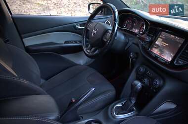 Седан Dodge Dart 2015 в 