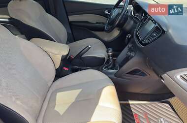 Седан Dodge Dart 2014 в 