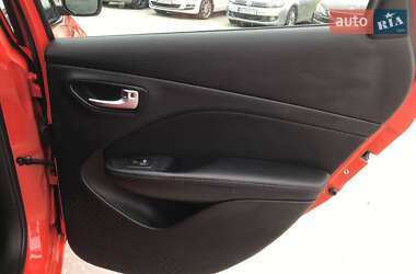 Седан Dodge Dart 2015 в 
