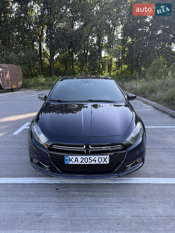 Седан Dodge Dart 2015 в 