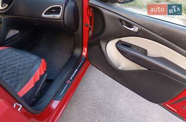 Седан Dodge Dart 2015 в 