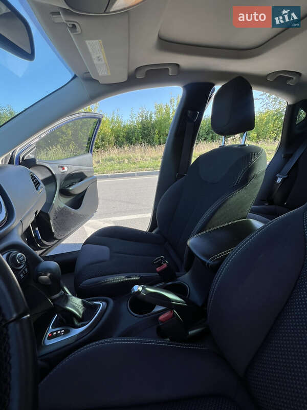 Седан Dodge Dart 2014 в Хмельницком фото 15 Седан Dodge Dart 2014 в Хмельницком