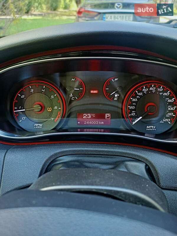 Седан Dodge Dart 2014 в Киеве