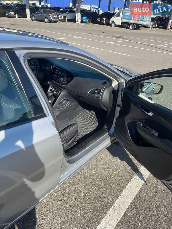 Седан Dodge Dart 2014 в Киеве