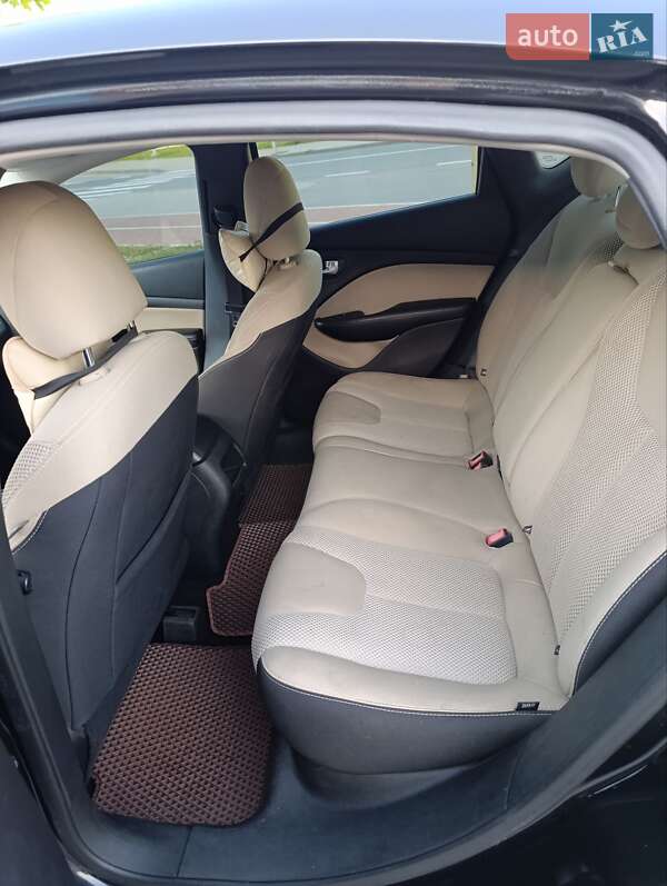 Седан Dodge Dart 2014 в Чернігові