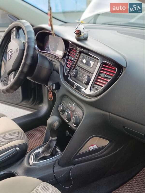 Седан Dodge Dart 2014 в Чернігові
