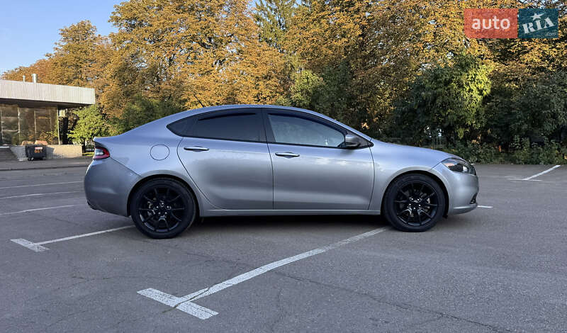 Седан Dodge Dart 2015 в Белогородке