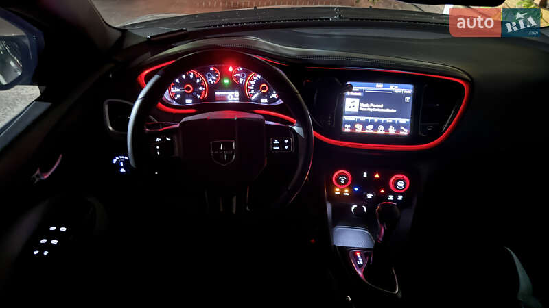 Седан Dodge Dart 2015 в Белогородке