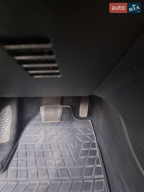 Седан Dodge Dart 2014 в Дніпрі фото 42 Седан Dodge Dart 2014 в Дніпрі