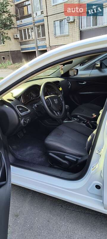 Седан Dodge Dart 2015 в Кривому Розі