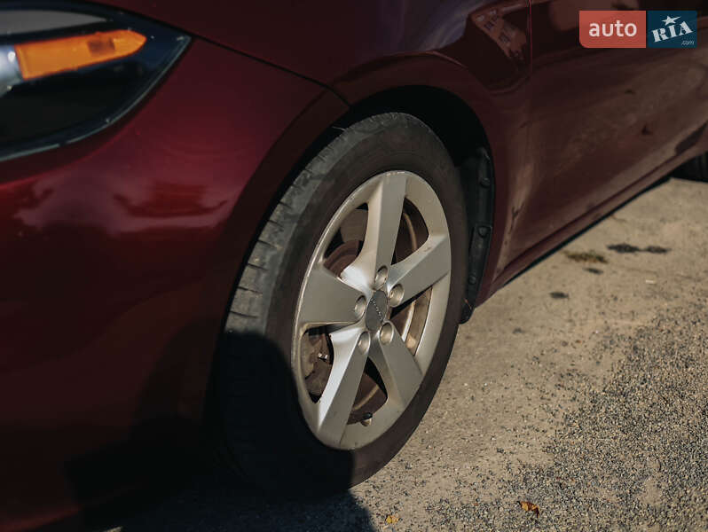 Седан Dodge Dart 2015 в Коростишеві