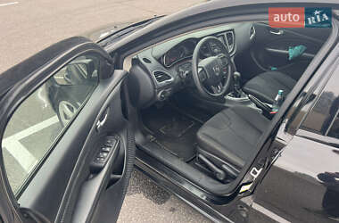 Седан Dodge Dart 2015 в 