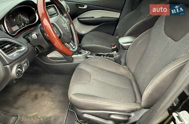 Седан Dodge Dart 2015 в 